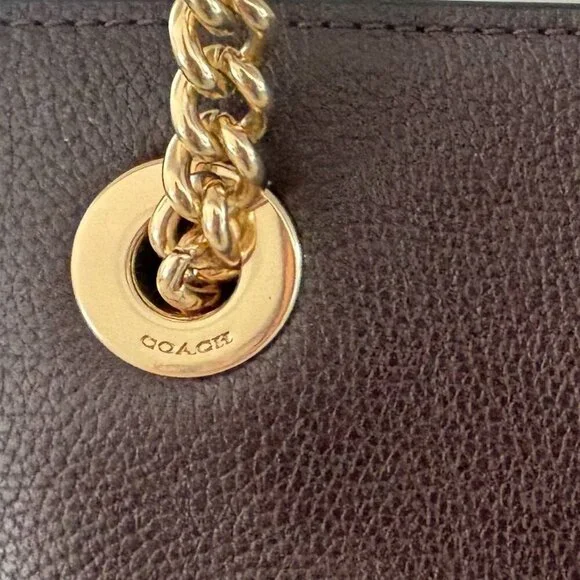 Coach Turnlock Chain Tote - Pebbled Leather - Eggplant/Dark Mauve - Picture 5 of 11